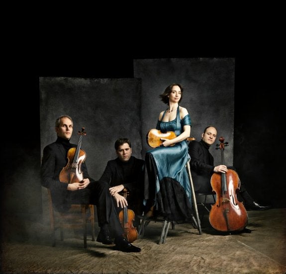 Cuerdas y canciones para el jueves