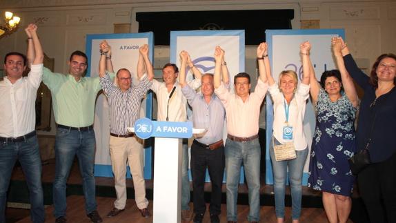 El PP recibe con euforia el empujón electoral de Almería