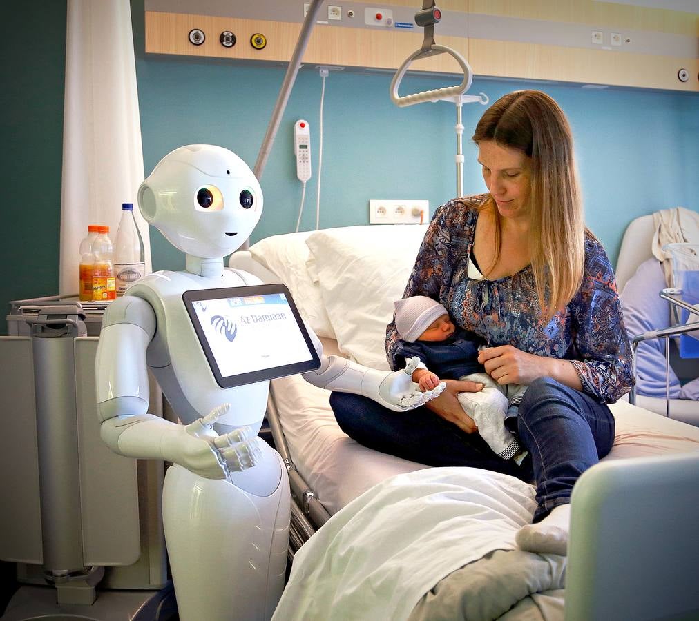 Un enfermero majo y políglota