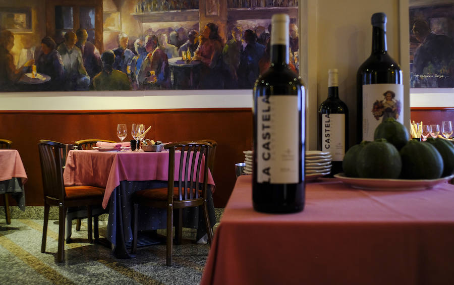 ¿Qué tiene esta taberna de Madrid que es un imán para los famosos?