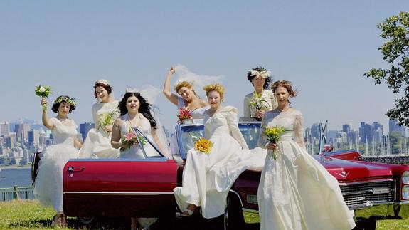 Mujeres que se casan con ellas mismas, la última moda en bodas