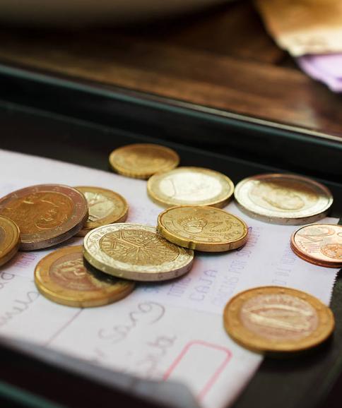 Vuelven las propinas a los bares de España