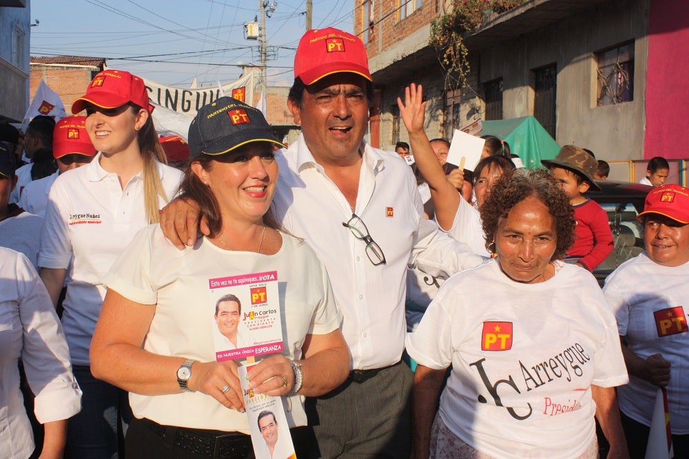 Detenidos un alcalde y un jefe policial por asesinar a 10 personas