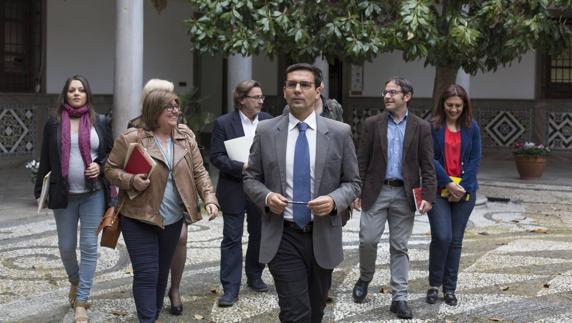 Las asignaturas pendientes de Paco Cuenca tras 100 días como alcalde