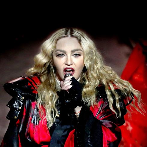 Madonna y su hijo firman la paz