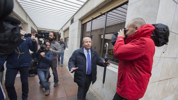 El 29-S 'une' en los juzgados a la exalcaldesa de Motril, Torres Hurtado y su exjefe de Policía