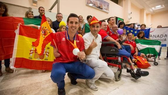 Los héroes paralímpicos de Río ya están en casa