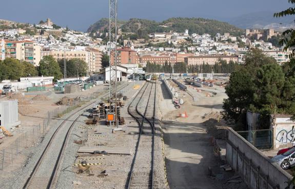 Renfe prolonga dos meses más el servicio de autobuses