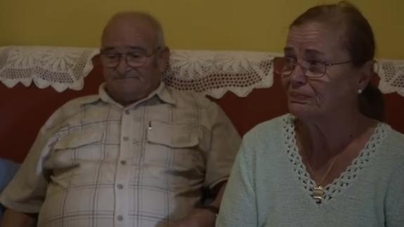Dos ancianos sordomudos y analfabetos, iban a ser desahuciados por firmar un aval a su hijo