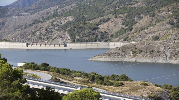 El Congreso aprueba una iniciativa para garantizar la finalización de las conducciones de la Presa de Rules