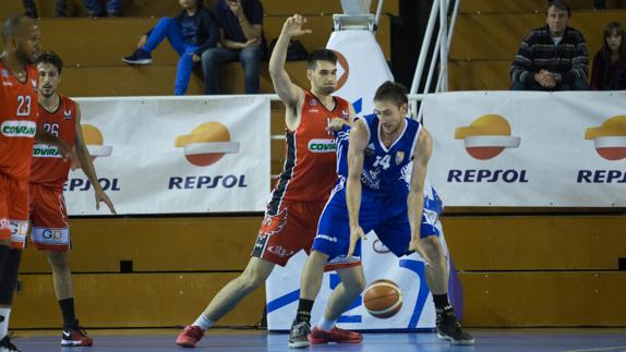 El Covirán ejerce de 'gallito' en Tarragona