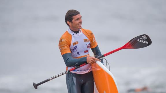 El ejidense Víctor Fernández, campeón del mundo de windsurf