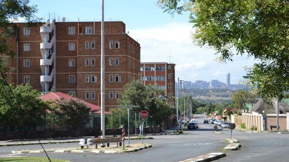 Un hombre envenena con golosinas a 60 niños en colegios de Sudáfrica