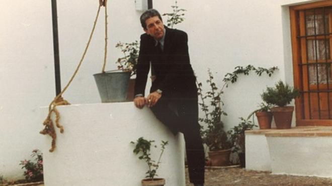 "Cohen es una voz que susurra, que se clava dulcemente"