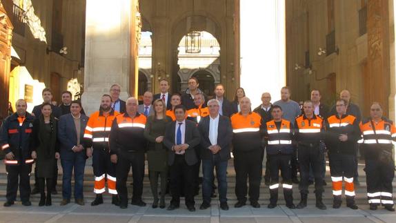 Convenios con once ayuntamientos para mejorar el equipamiento de Protección Civil