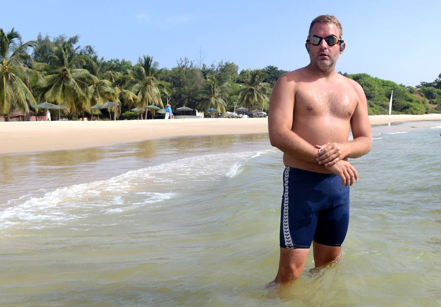 A nado por todo el Atlántico sin parar ni un día