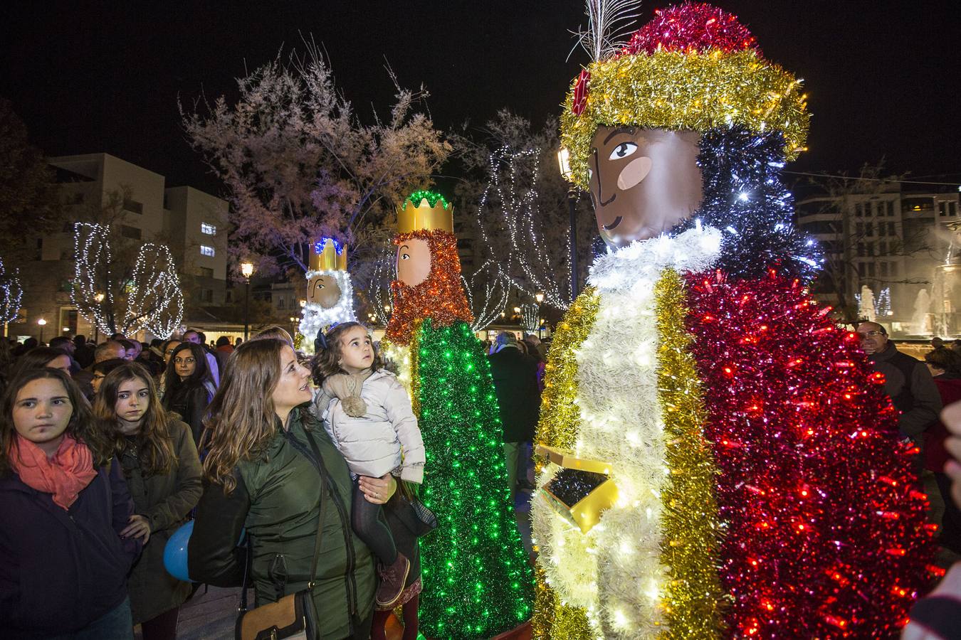 Granada contará con el Papá Noel más grande de Europa y un tobogán de 32 metros