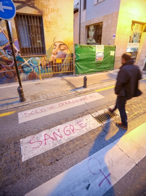 Ni una más 'Ni unx menos'