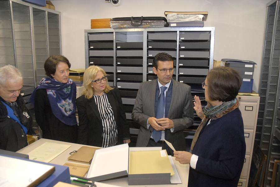 Los fondos del museo Manuel de Falla permanecerán cinco años más en Granada