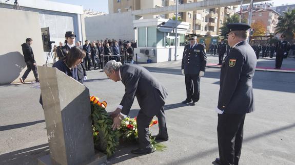 Granada rinde homenaje a los policías caídos en acto de servicio