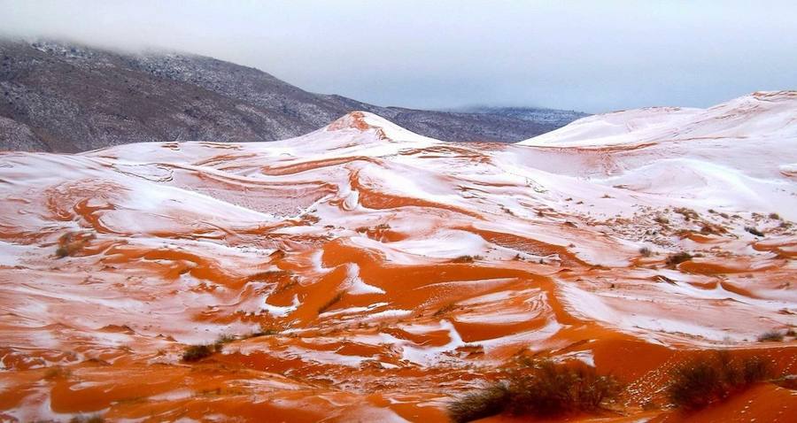 Espectaculares fotos de nieve en el Sahara por segunda vez desde que se tienen registros