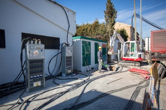 La mafia de la marihuana defrauda cuatro millones de euros en electricidad este año