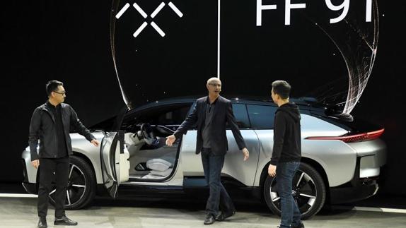 El coche eléctrico de 1.000 caballos y la cama contra ronquidos