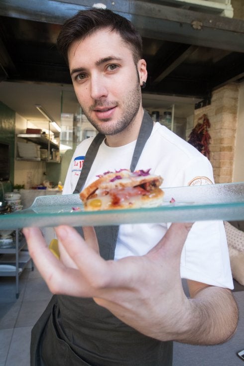 Tapas con nombres y apellidos granadinos