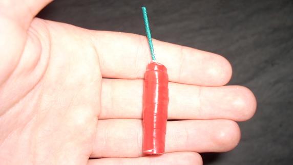 Un menor perdió un dedo en Nochevieja tras explotar un petardo que manipulaba