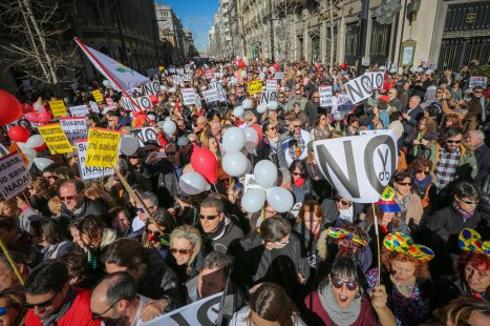 Los sindicatos, dispuestos a levantarse de la mesa si Salud no muestra avances hoy