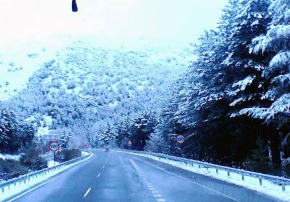 Almería vive temperaturas gélidas con nieve desde los 100 metros
