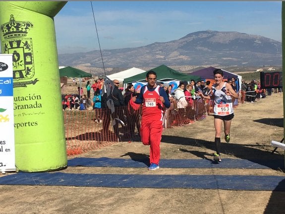 Zancadas en el mismo circuito para alcanzar una meta común