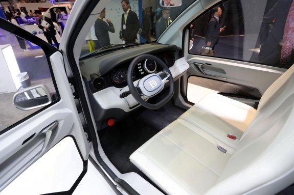 Se dobla la venta de coches ecológicos, por los que apuestan un centenar de jienenses al año