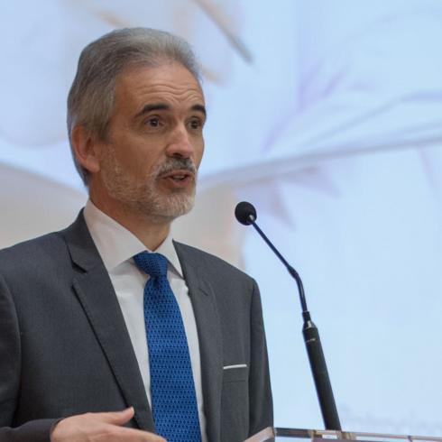 Alonso: "Se trabaja para tener dos hospitales completos"