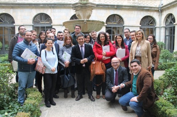 Empresarios con apenas treinta años