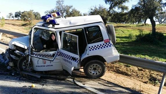 Herido un alcalde andaluz al chocar un coche patrulla de la Policía Local y un turismo