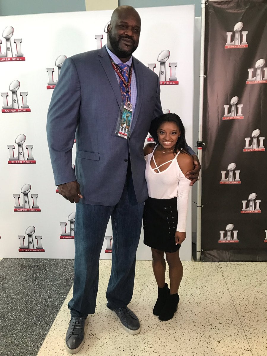 La impactante foto de Simone Biles con Shaquille O'Neal que sorprende al mundo