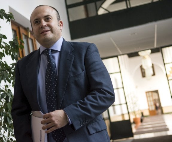 El dictamen provisional sobre los cursos fija el tope de responsabilidad política en Chaves y Griñán