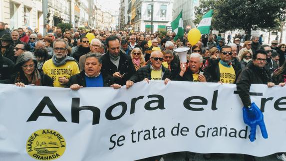 En directo: Manifestación contra el «aislamiento ferroviario»