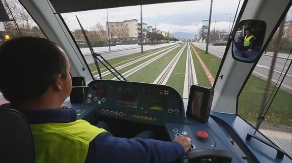 Un viaje en el metro de Granada, en dos minutos