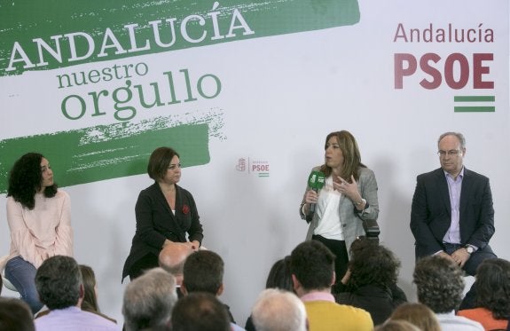El PSOE-A prepara un acto para el 4 marzo en el que Díaz podría dar otro paso hacia la candidatura