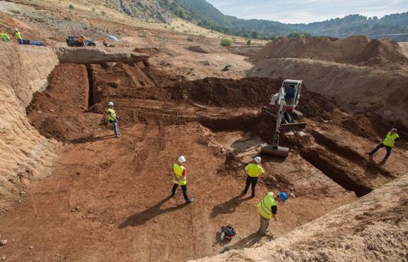 Los arqueólogos concluyen que Lorca podría haber sido exhumado