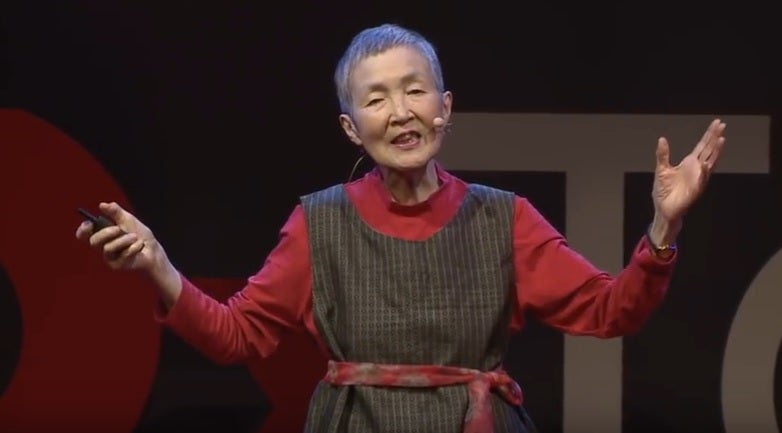 Una anciana japonesa de 81 años crea un juego para el iPhone con sólo 6 meses de formación