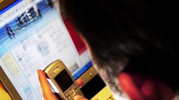 Juzgan a un hombre de 70 años por ordenar abusos sexuales contra 346 niños