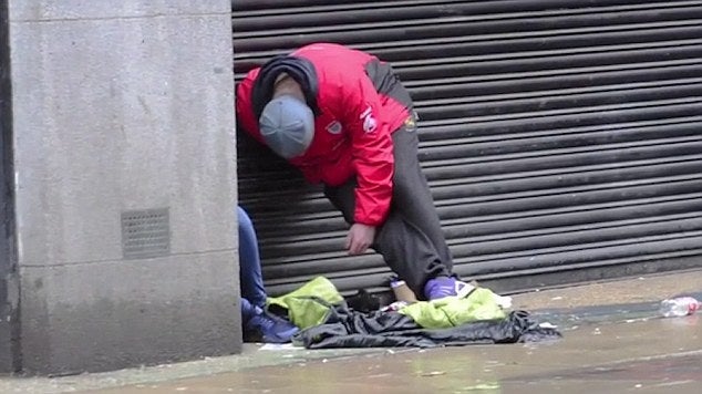 'Spice', la peligrosa droga que está convirtiendo a los 'sintecho' en 'zombies'