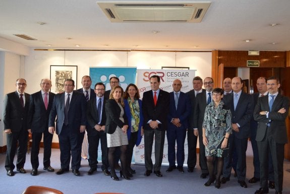 Cajamar y el ministerio mejoran la financiación a más de 3.000 empresas del país