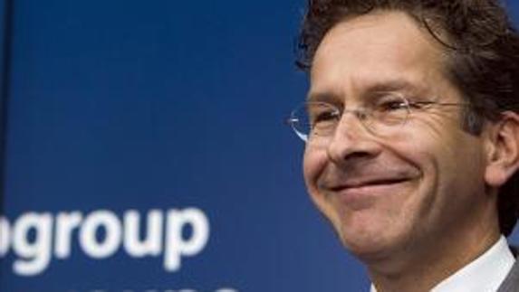 El presidente del Eurogrupo se niega a disculparse por acusar al sur de "gastarse todo el dinero en copas y mujeres"