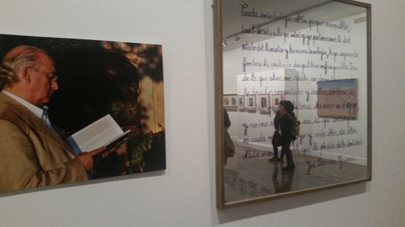 Emotivo homenaje a Pepe Román que pone fin a una de las exposiciones «de más calidad»