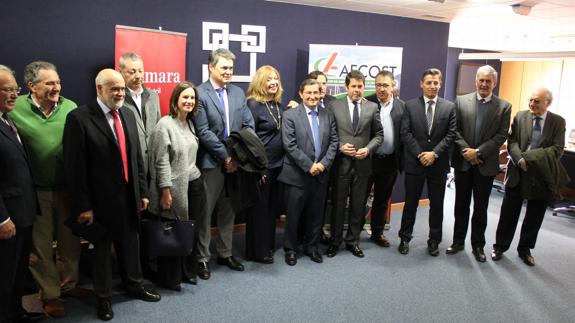 La defensa de la línea Motril-Melilla recaba el apoyo del tejido económico y social, partidos e instituciones granadinas