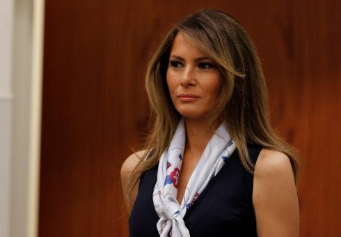 Indeminización millonaria a Melania Trump